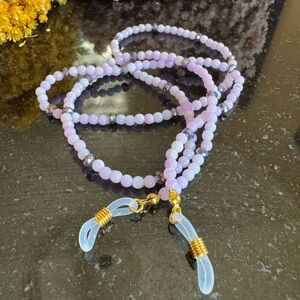 Elegant Lavender Beaded Necklace with Gold Accents